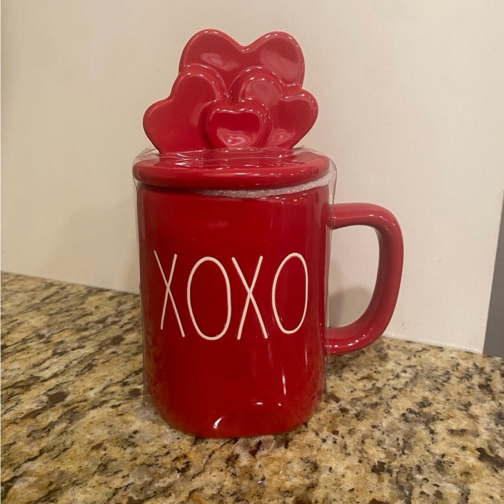 Rae Dunn XOXO Mug Topper